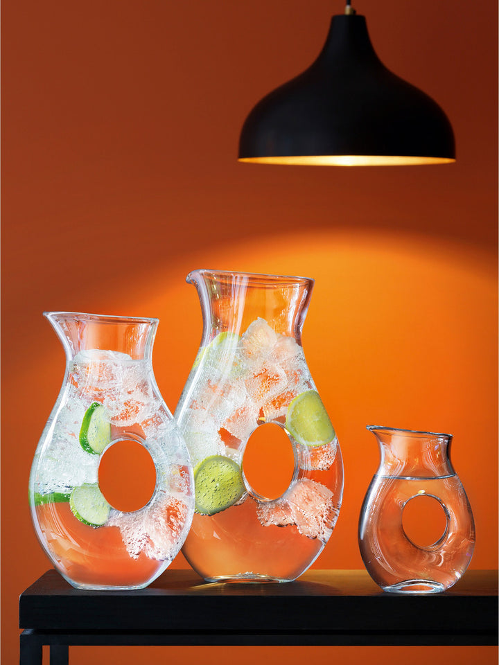 LSA International Cornucopia Worcester glass curved ONO jug with a sleek, modern design and clear transparent finish.